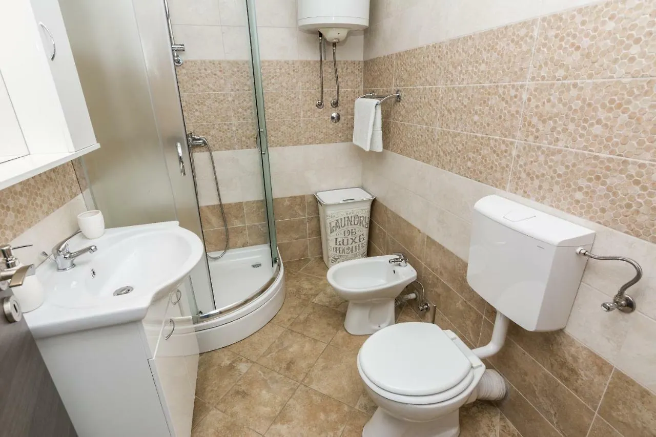 Stylish Apartment In The Center Of Zadar 0*,